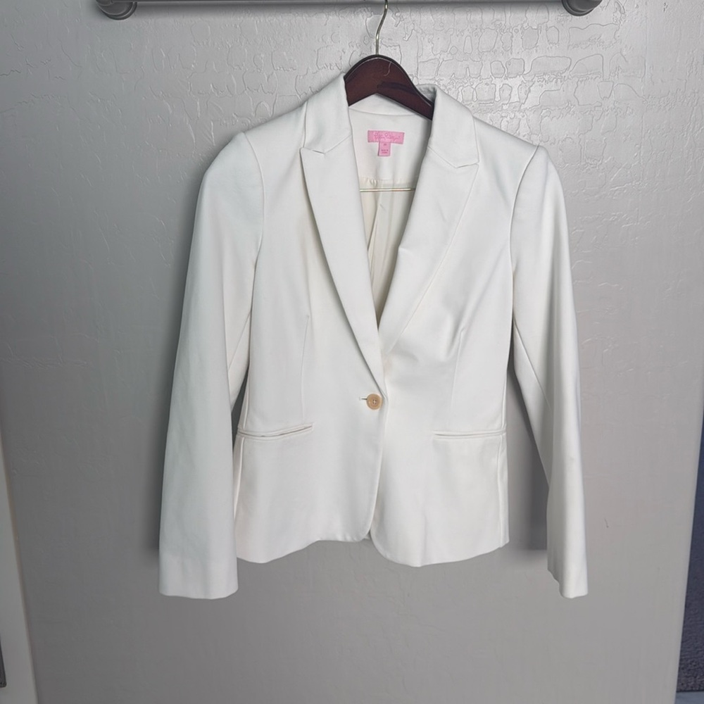 Lilly Pulitzer medium cream blazer